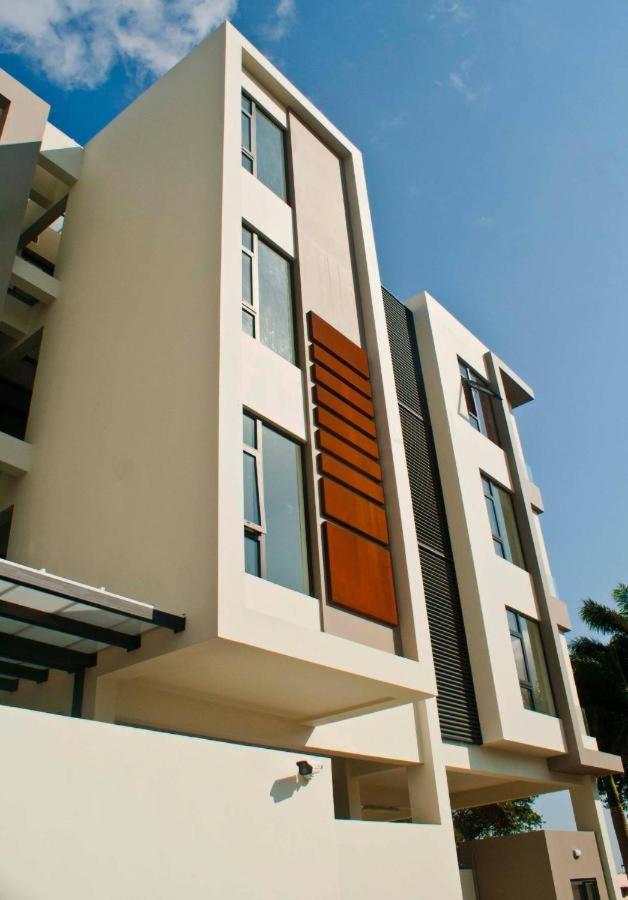 Studio 213 - Ebene Square Quatre Bornes Exterior foto